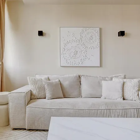 Pick A Flat's In Daumesnil - Avenue Du General Bizot Apartment